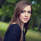 Lara Thomas Lara Thomas
